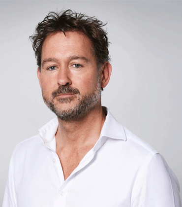 Application Development in the Mobile TV Market Application Development in the Mobile TV Market