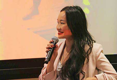 Forget teaching hard and soft skills. Activate employee curiosity instead!